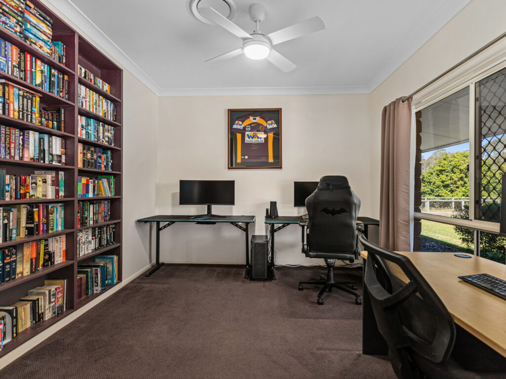 31 Diamantina Circle, Karalee, QLD 4306