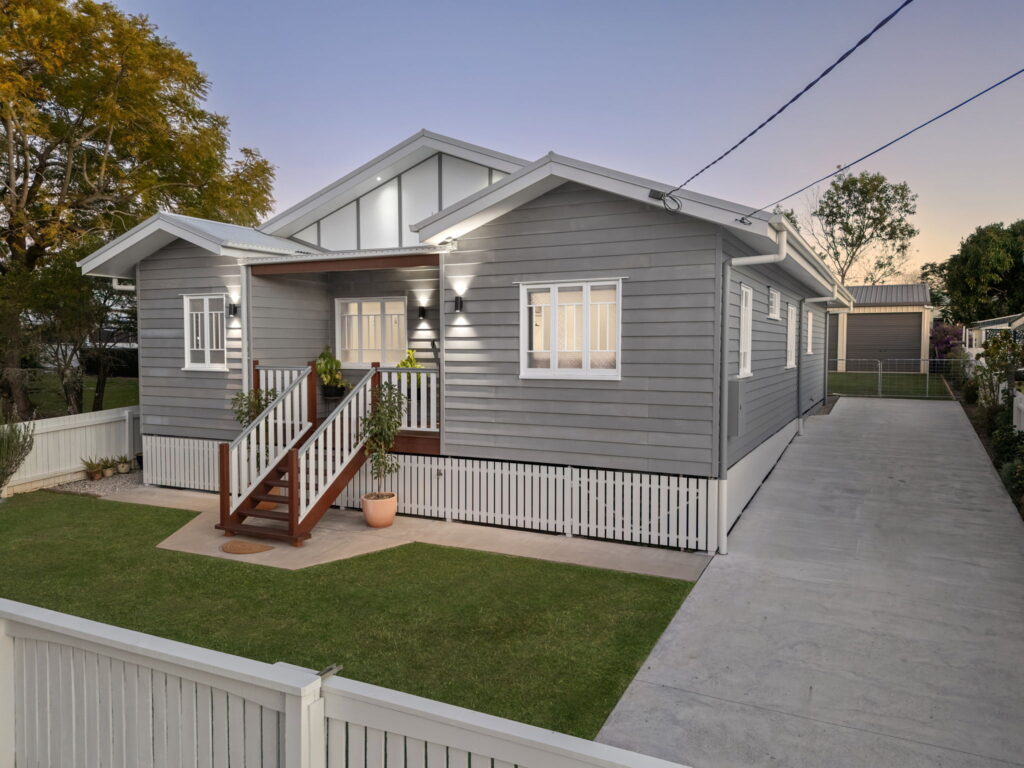 181 Glebe Road, Silkstone QLD 4304