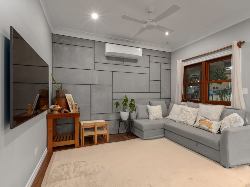 181 Glebe Road, Silkstone QLD 4304