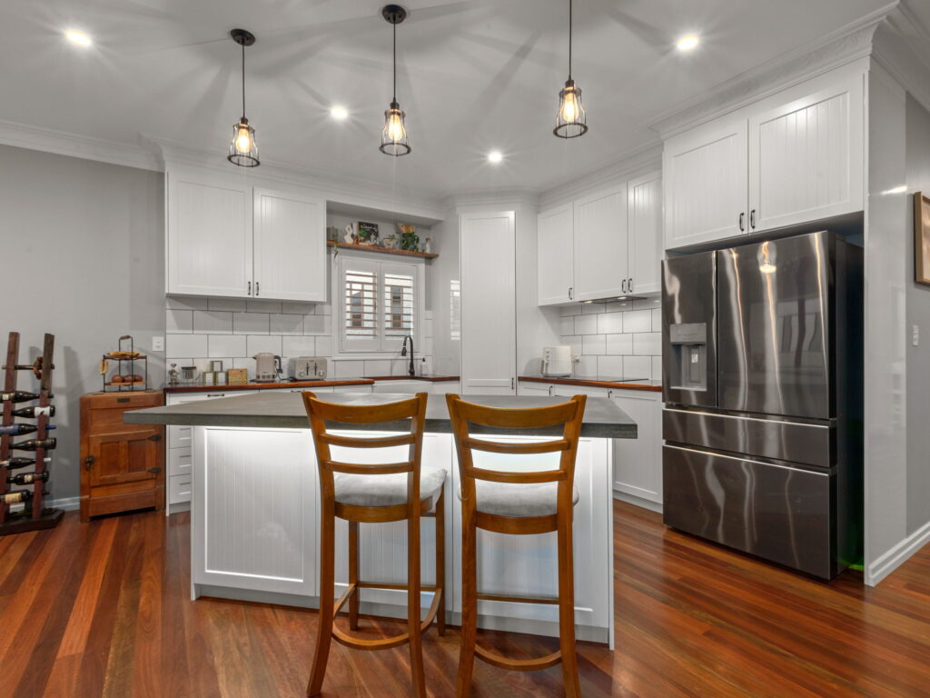 181 Glebe Road, Silkstone QLD 4304