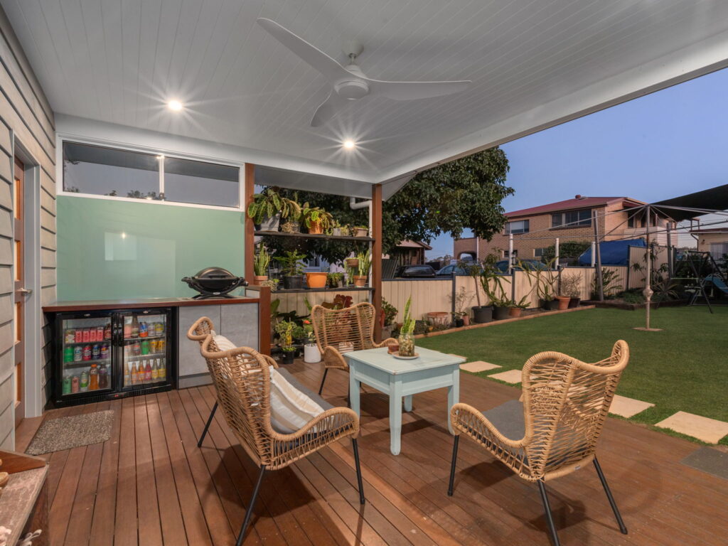181 Glebe Road, Silkstone QLD 4304