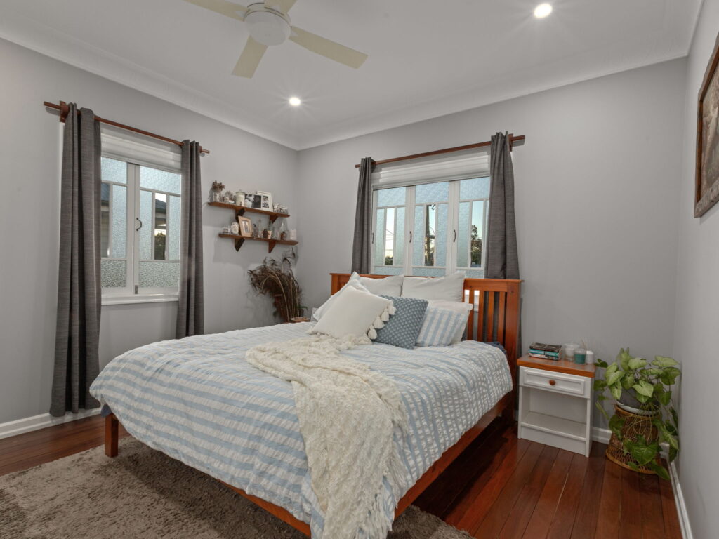 181 Glebe Road, Silkstone QLD 4304