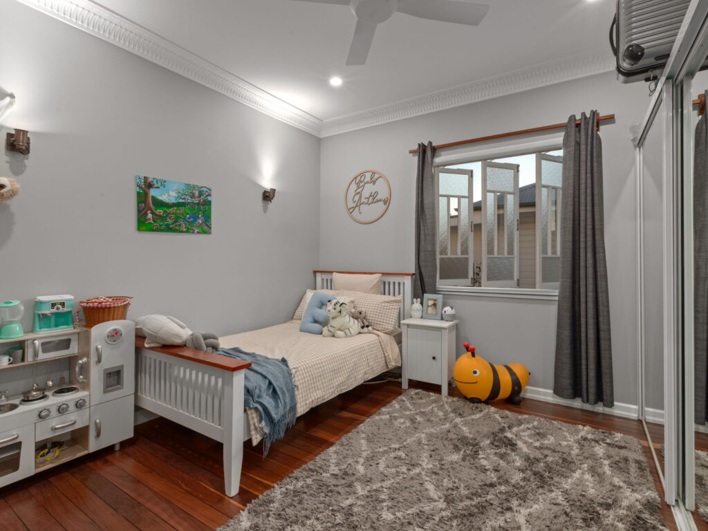 181 Glebe Road, Silkstone QLD 4304