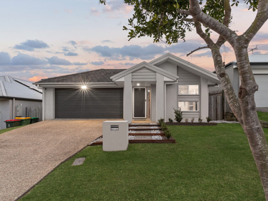 25 Isidore Street, Augustine Heights, QLD 4300
