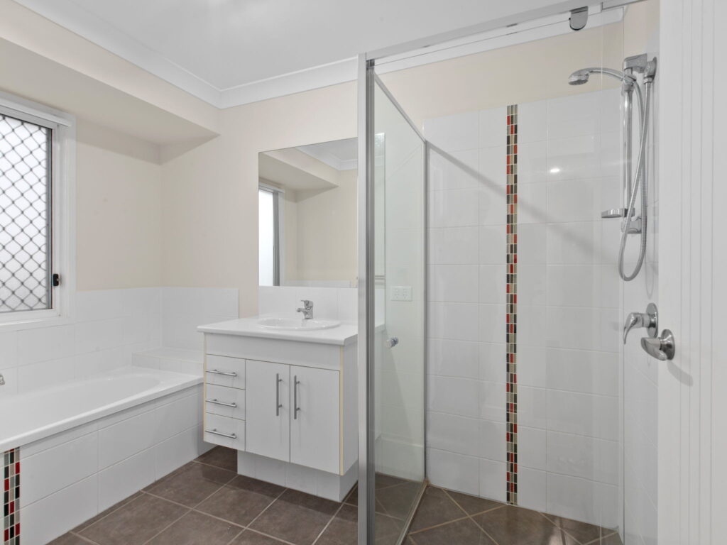 25 Isidore Street, Augustine Heights, QLD 4300