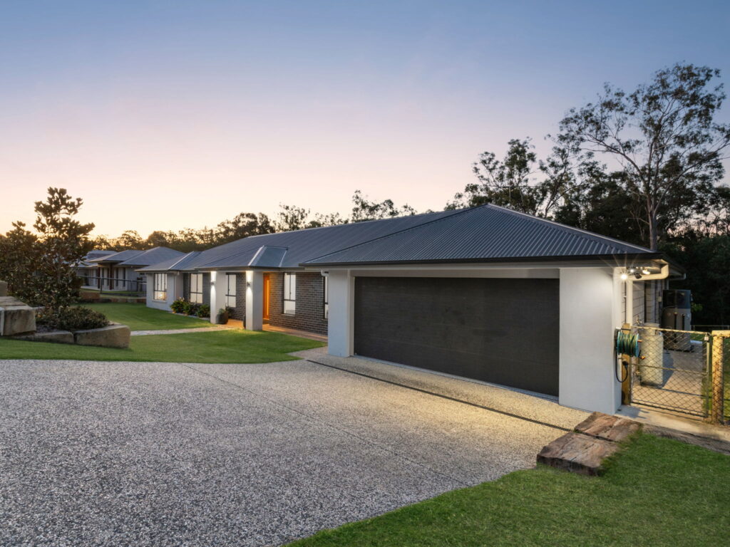 5 Hideaway Place, Karalee, QLD 4306