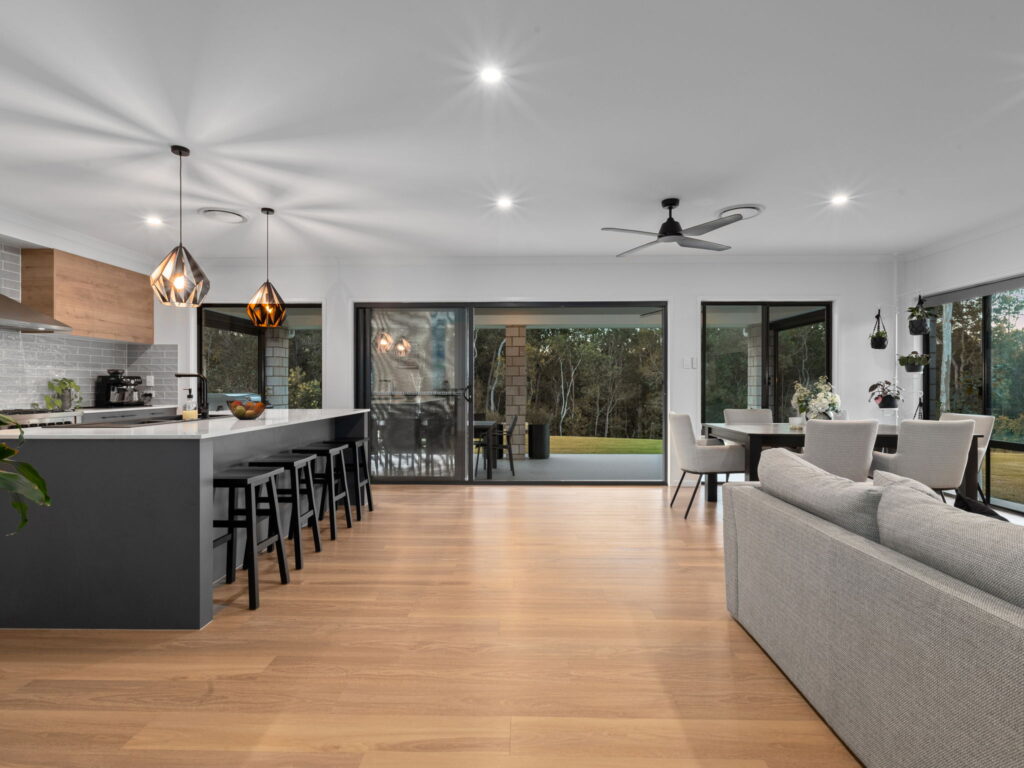 5 Hideaway Place, Karalee, QLD 4306