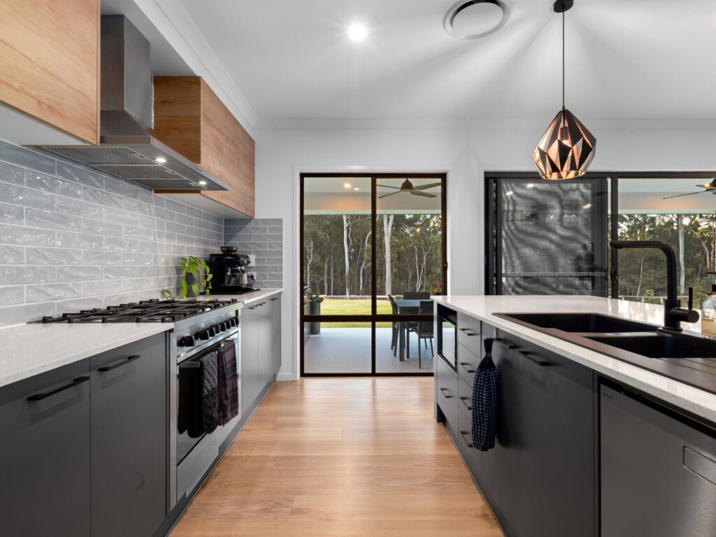5 Hideaway Place, Karalee, QLD 4306