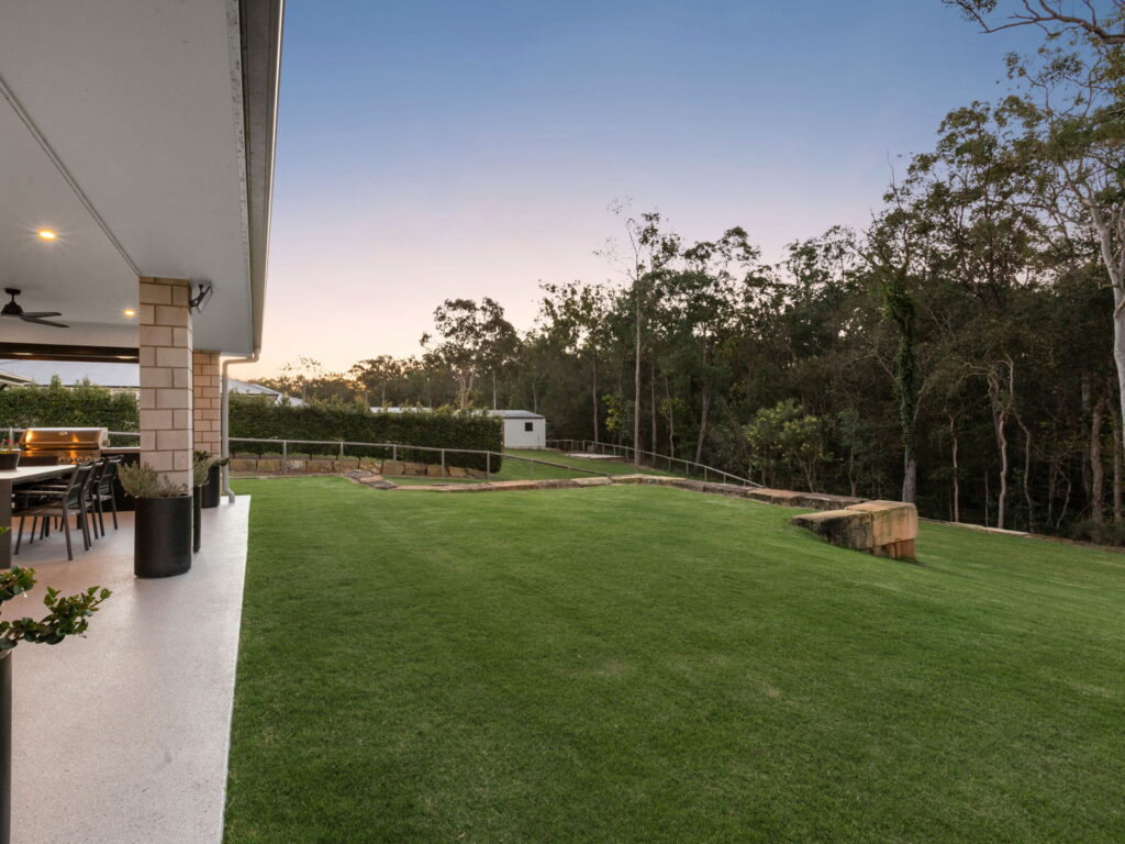 5 Hideaway Place, Karalee, QLD 4306