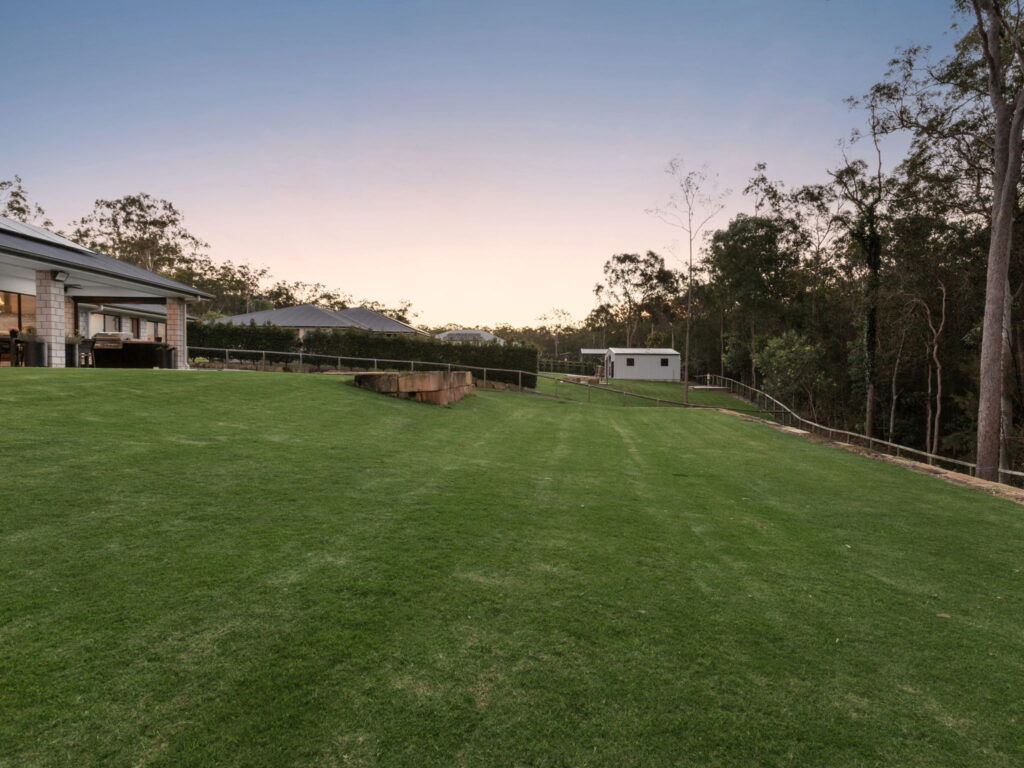 5 Hideaway Place, Karalee, QLD 4306