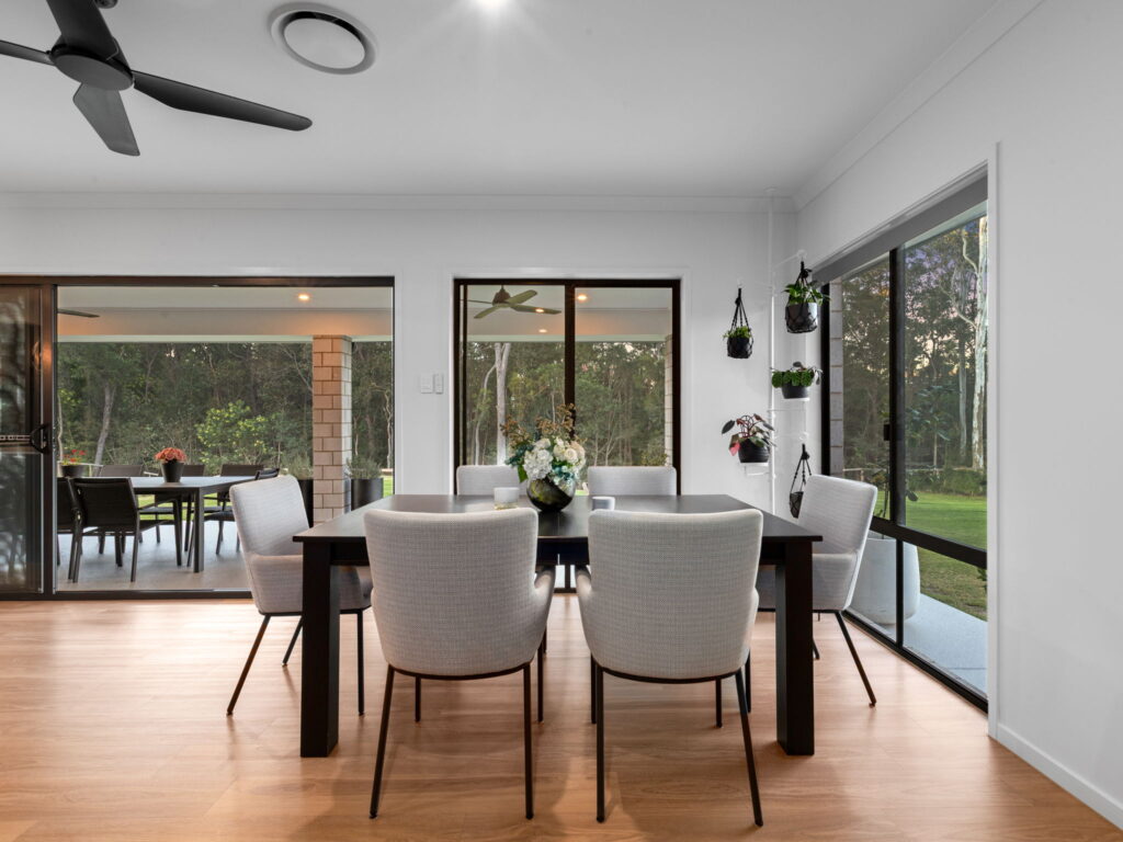 5 Hideaway Place, Karalee, QLD 4306