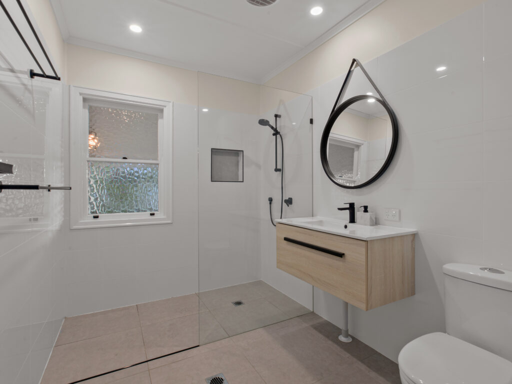 15 Grenadier Circle, Ebbw Vale, QLD 4304