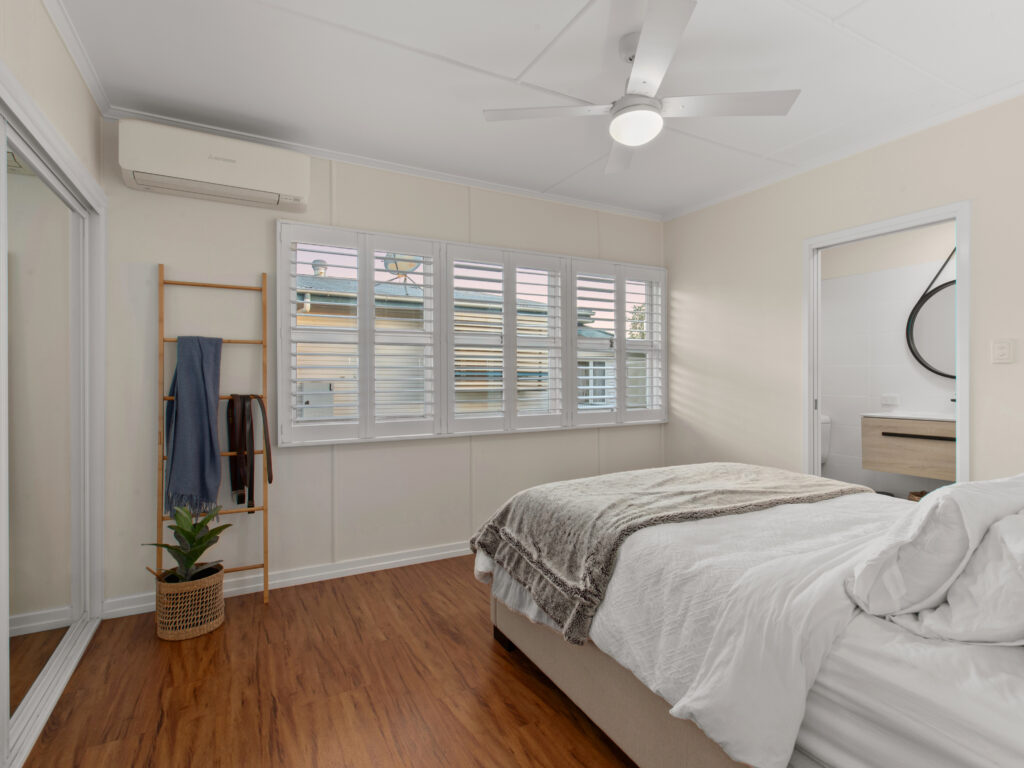 15 Grenadier Circle, Ebbw Vale, QLD 4304