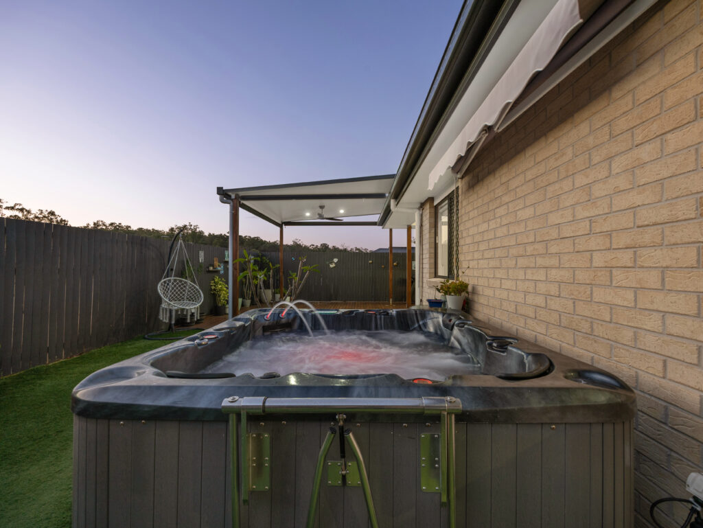 110 Panorama Drive, Springfield, QLD 4300