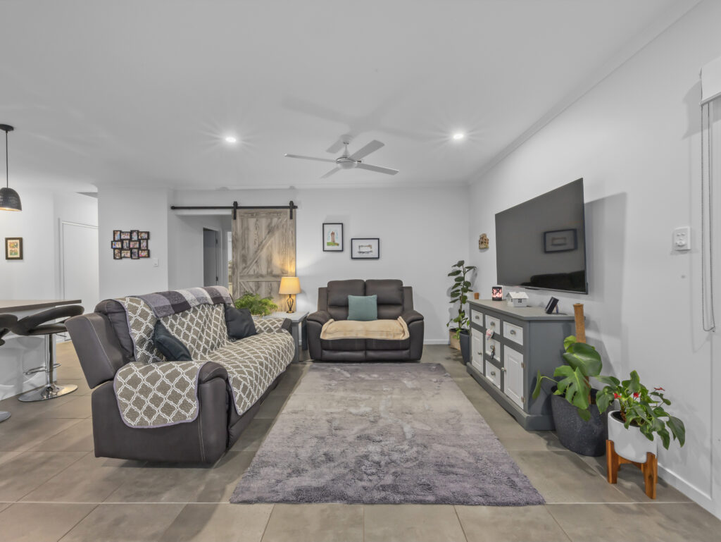 110 Panorama Drive, Springfield, QLD 4300