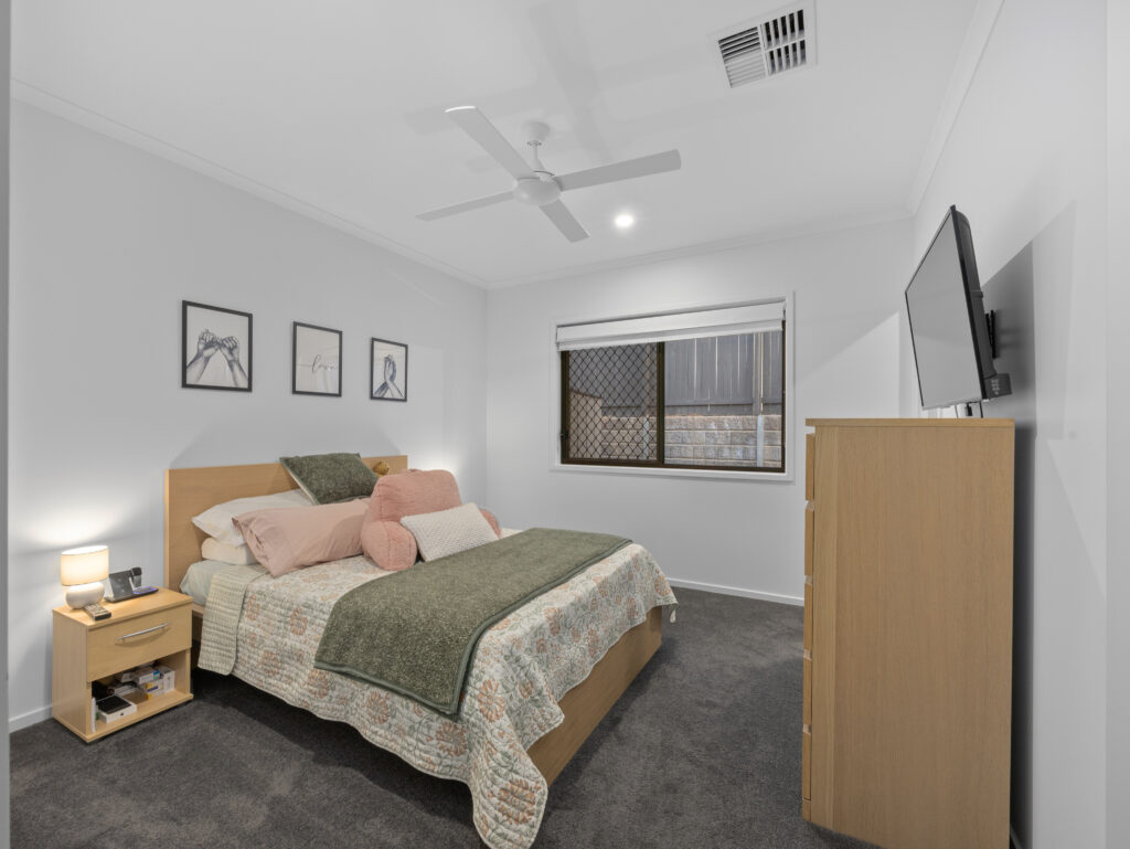 110 Panorama Drive, Springfield, QLD 4300