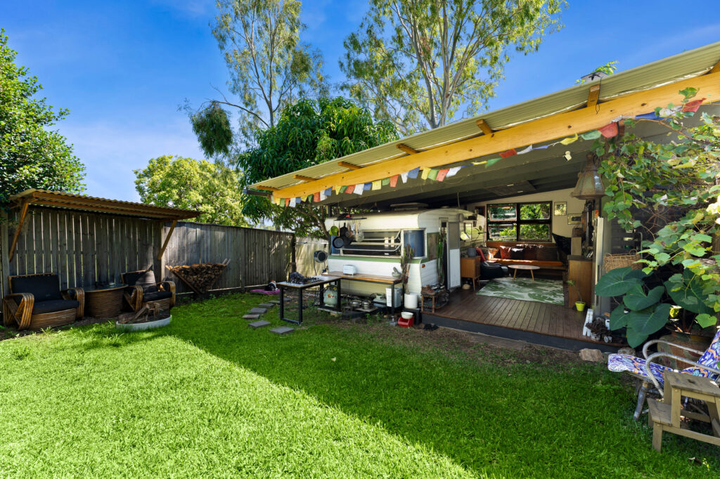 100 Johnston Street, Bellbird Park, QLD 4300