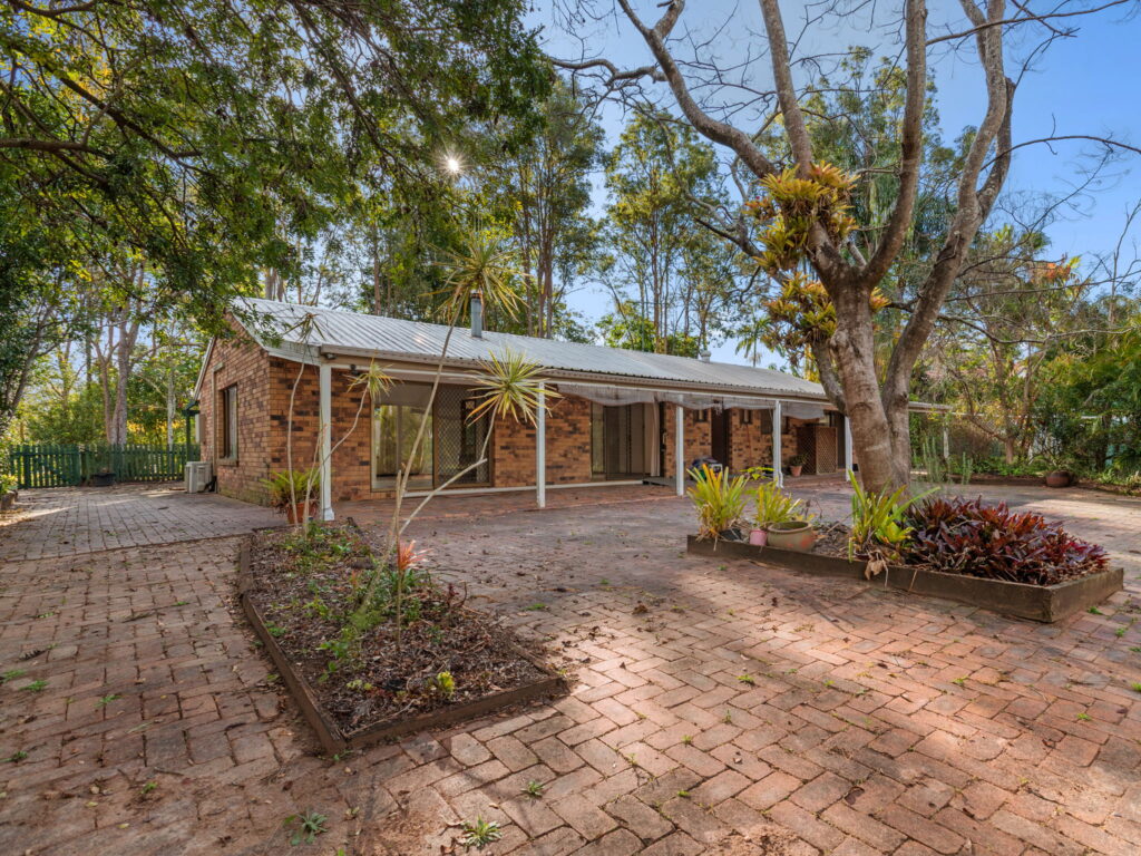 42 First Avenue, Barellan Point, QLD 4306