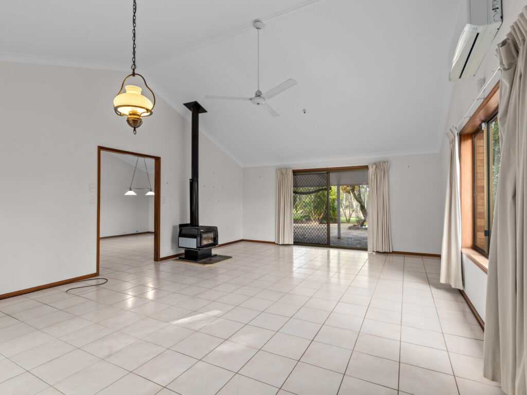 42 First Avenue, Barellan Point, QLD 4306