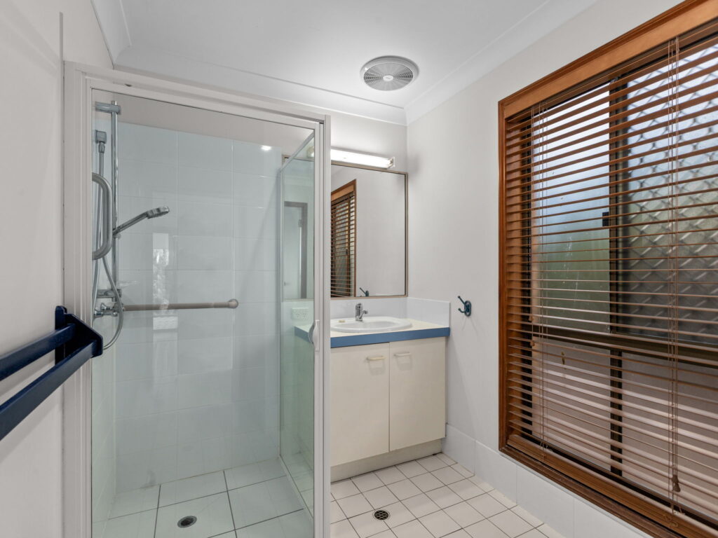 42 First Avenue, Barellan Point, QLD 4306