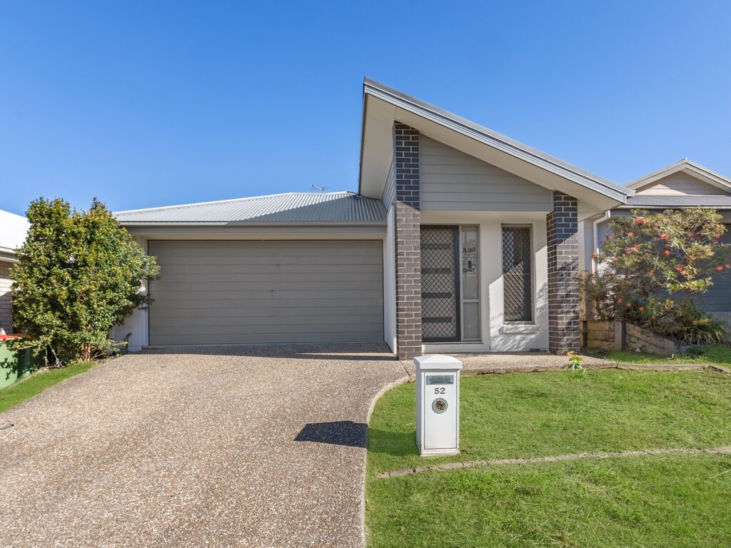 52 Magpie Crescent, Redbank Plains, QLD 4301