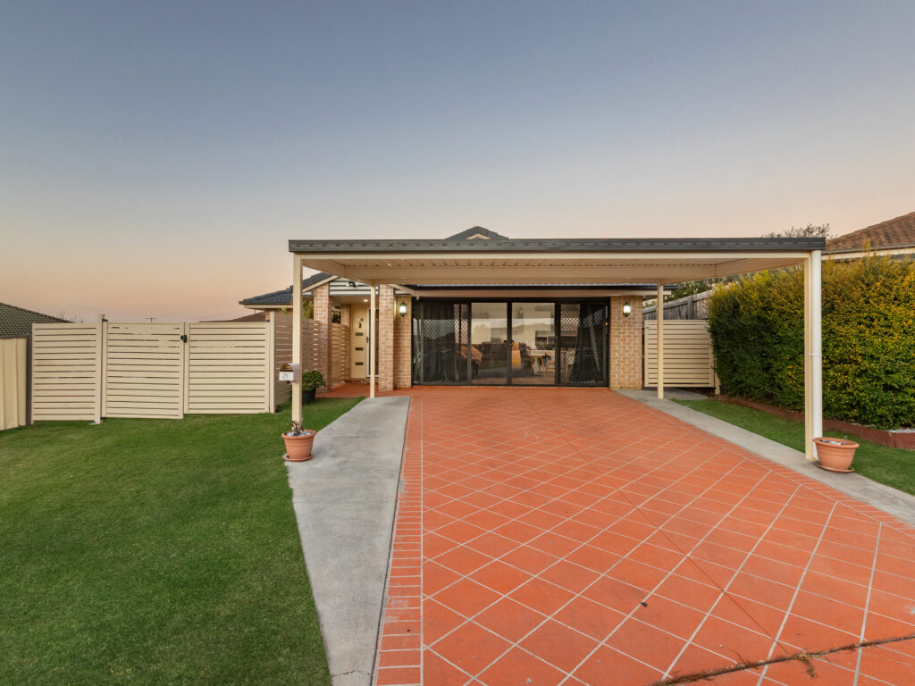 20 Acacia Close, Raceview, QLD 4305