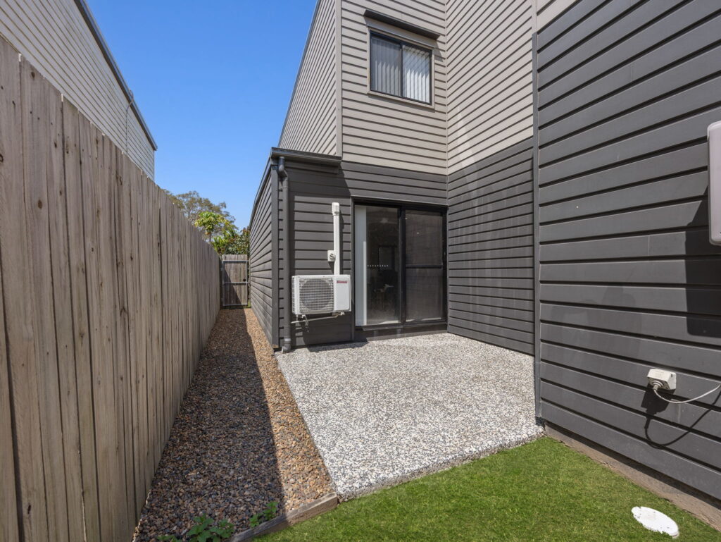 18 Warrill Street, Redbank Plains, QLD 4301