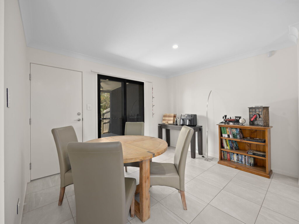 18 Warrill Street, Redbank Plains, QLD 4301