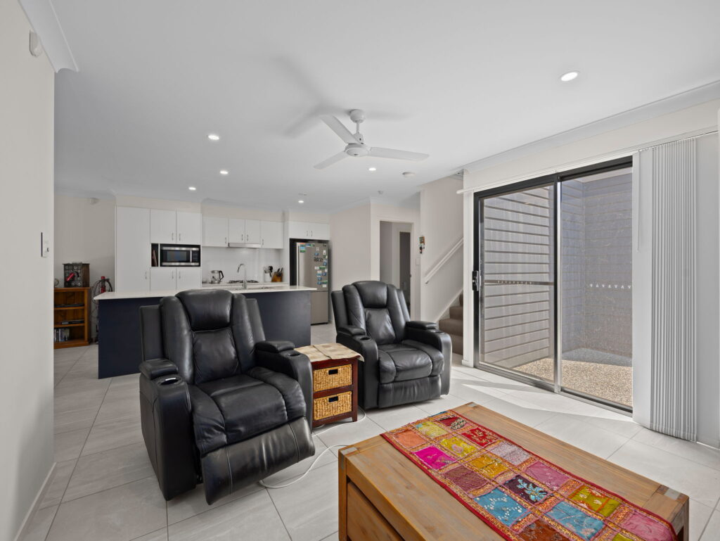 18 Warrill Street, Redbank Plains, QLD 4301