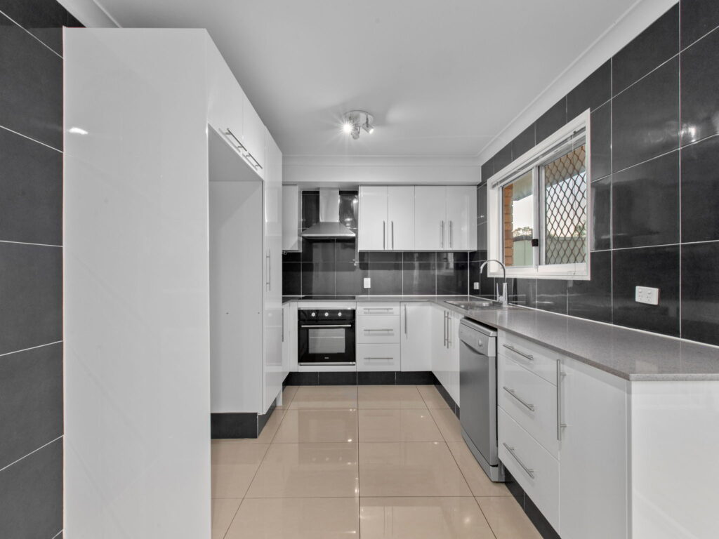 34 Clarendon Circuit, Forest Lake, QLD 4078