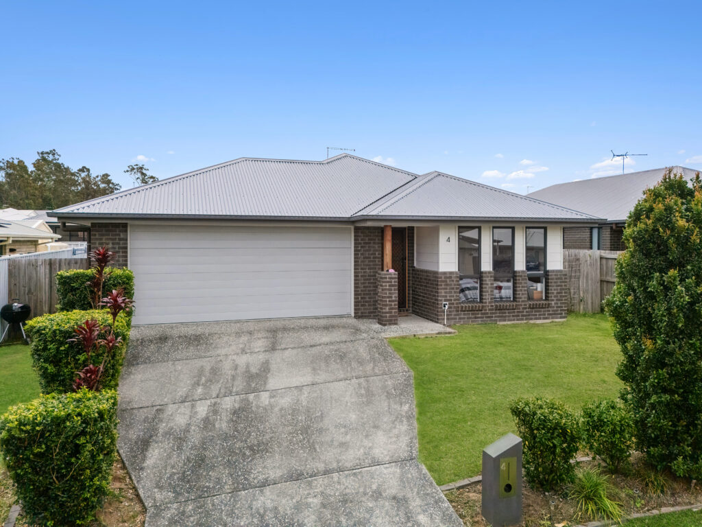 4 Mary Crescent, Rosewood, QLD 4340