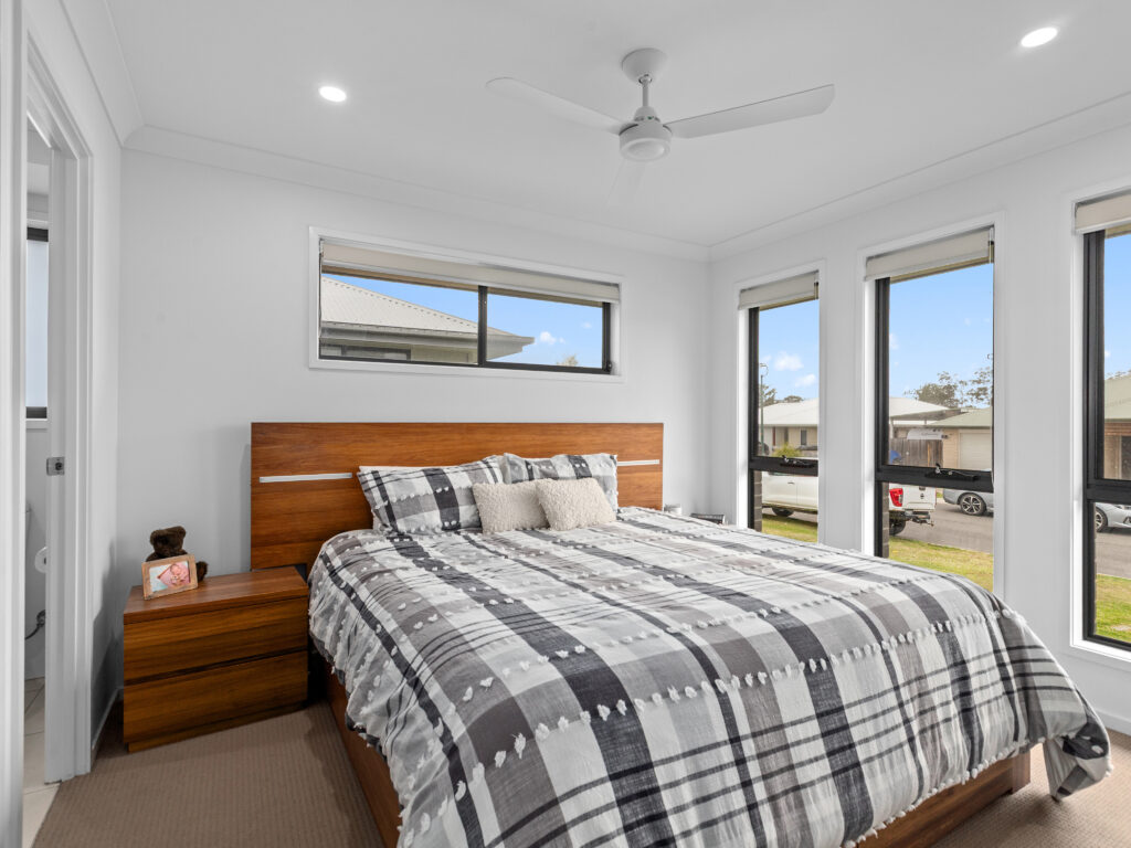 4 Mary Crescent, Rosewood, QLD 4340
