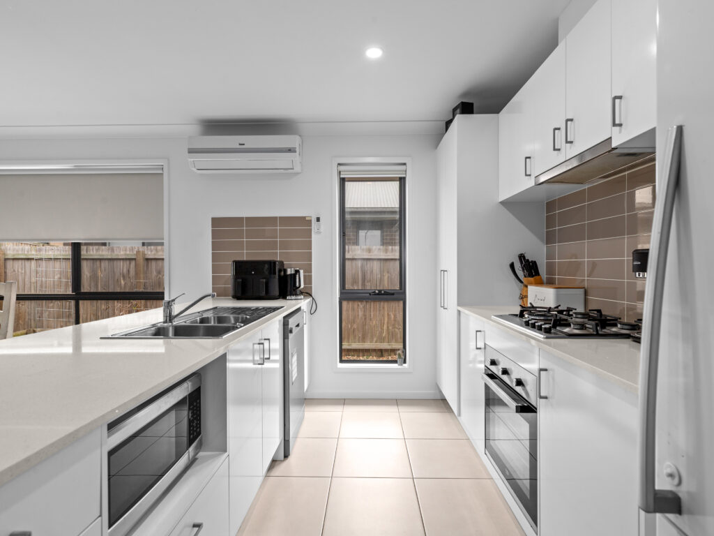 4 Mary Crescent, Rosewood, QLD 4340