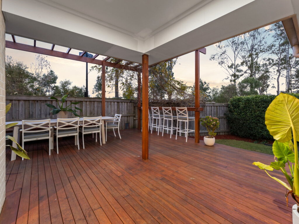 2 John Drive, Collingwood Park, QLD 4301