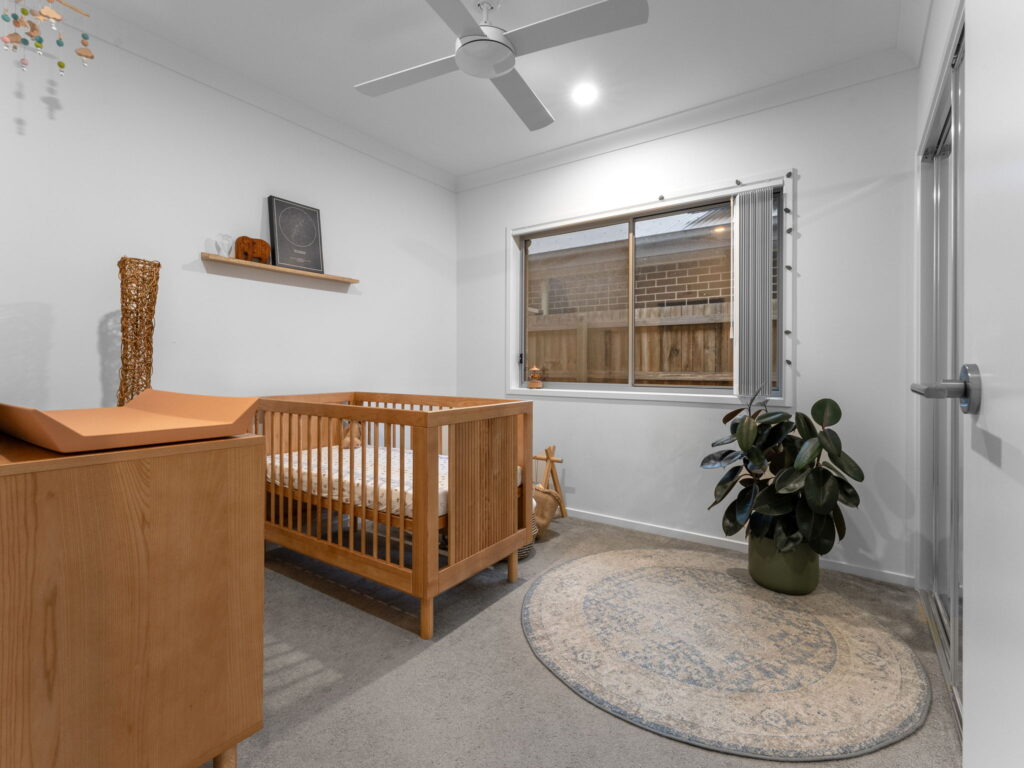 2 John Drive, Collingwood Park, QLD 4301