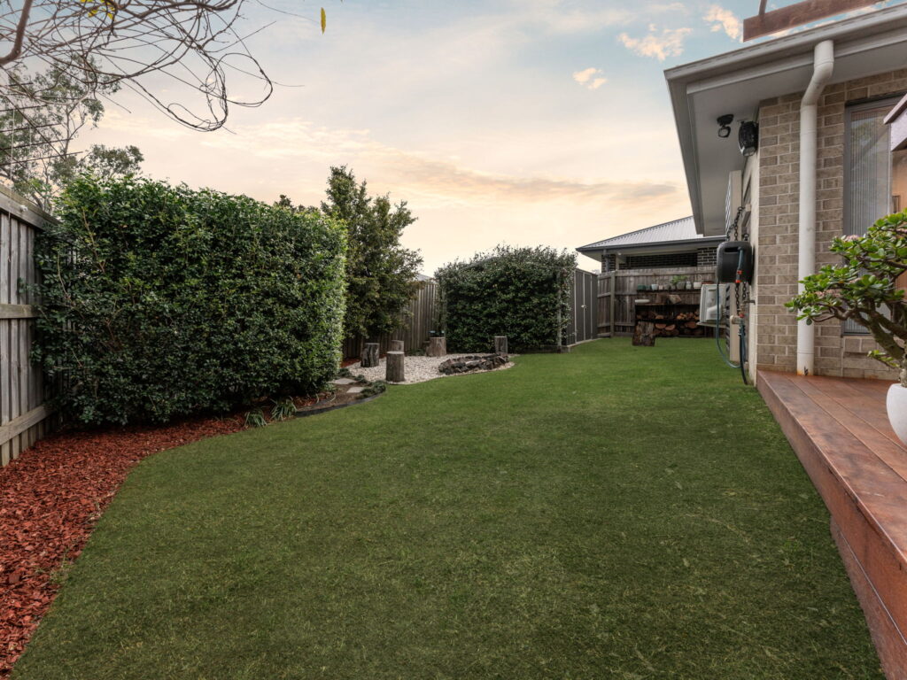 2 John Drive, Collingwood Park, QLD 4301
