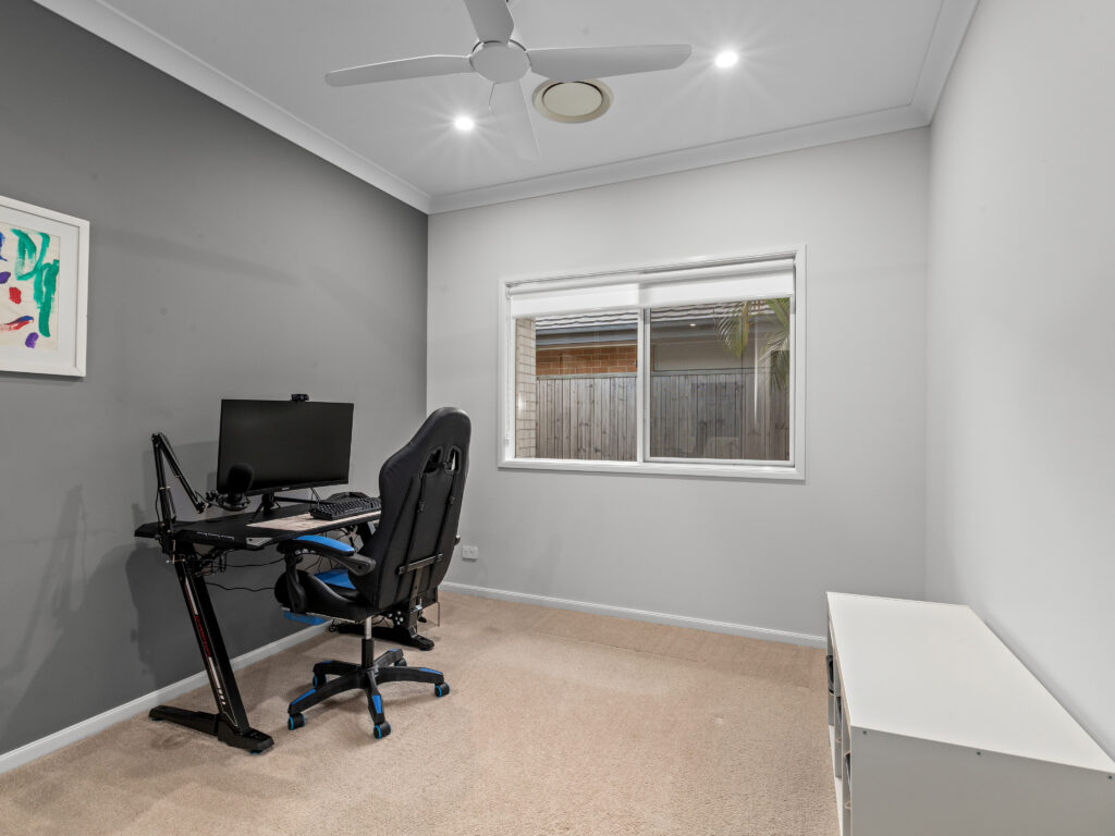 18 Unity Lane, South Ripley, QLD 4306