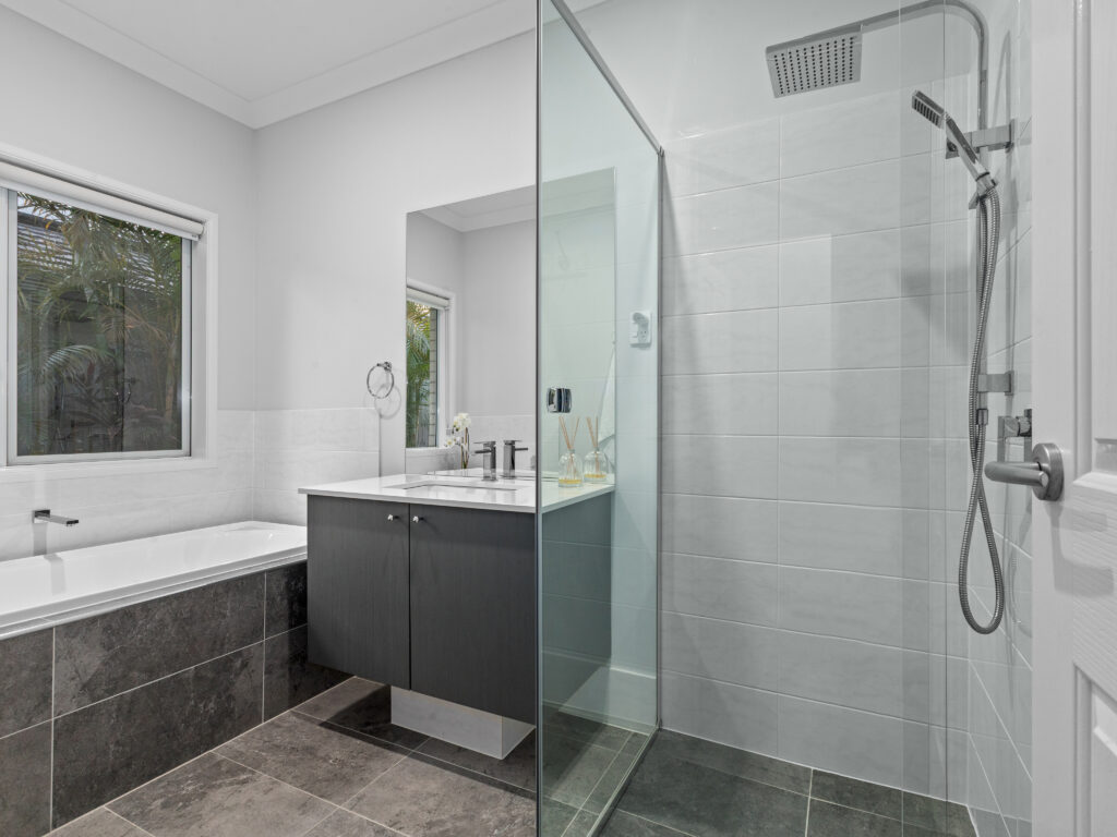 18 Unity Lane, South Ripley, QLD 4306
