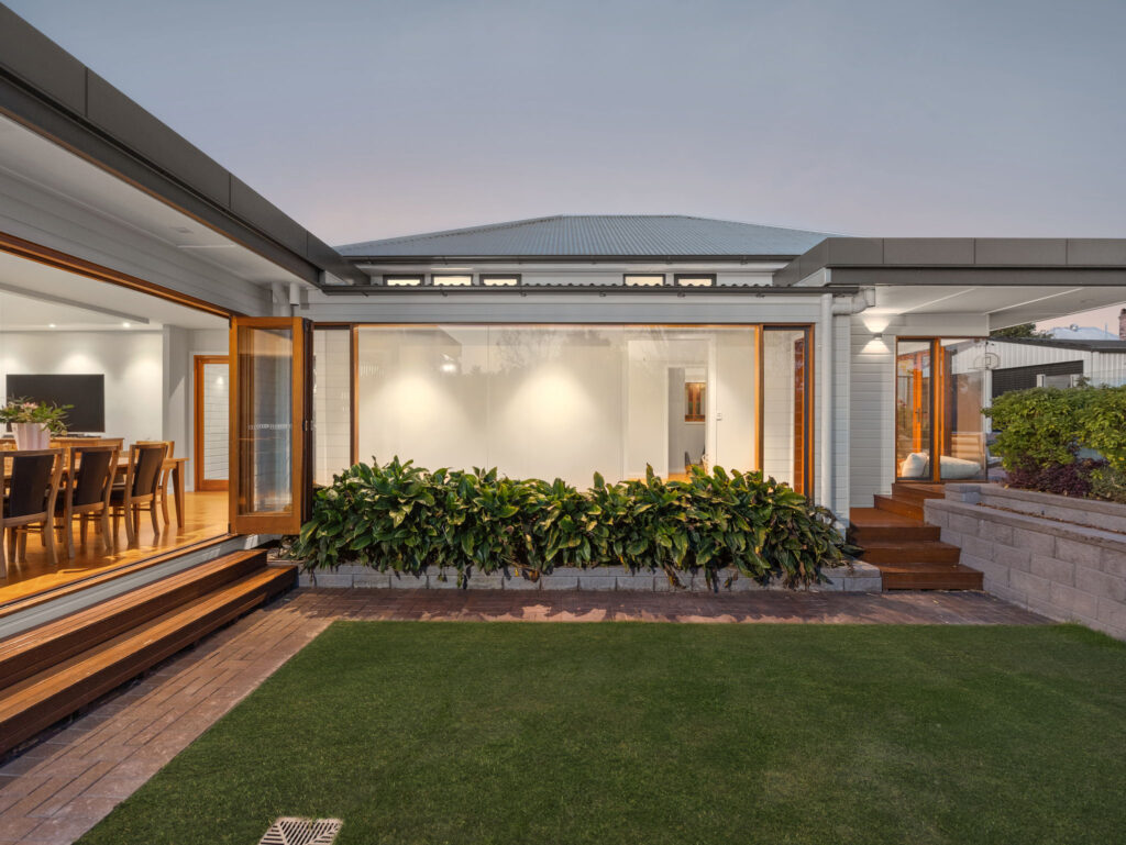14 Herbert Street, Sadliers Crossing, QLD 4305