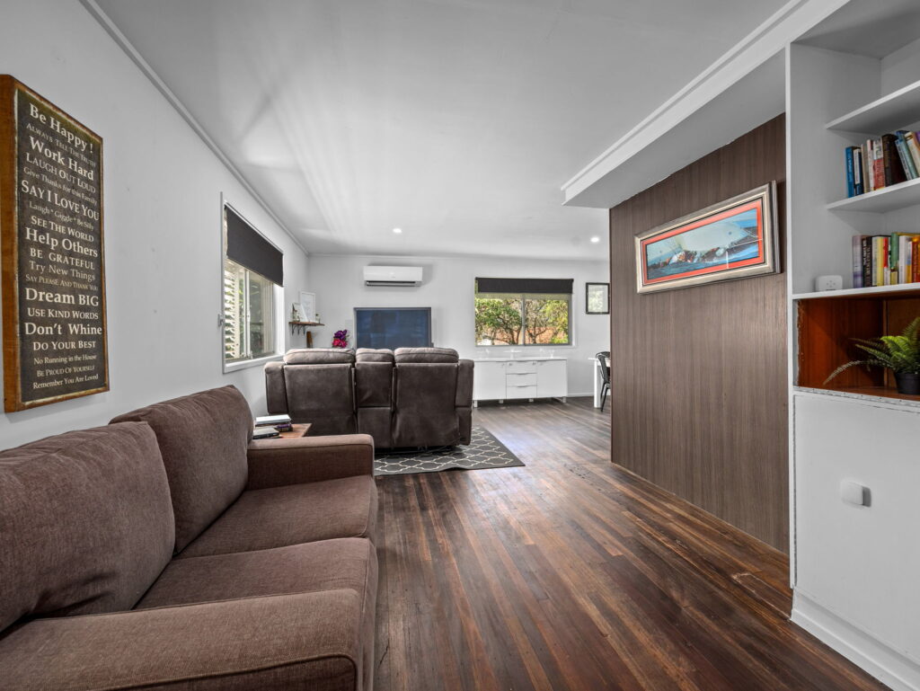 19 Janice Street, Gailes, QLD 4300