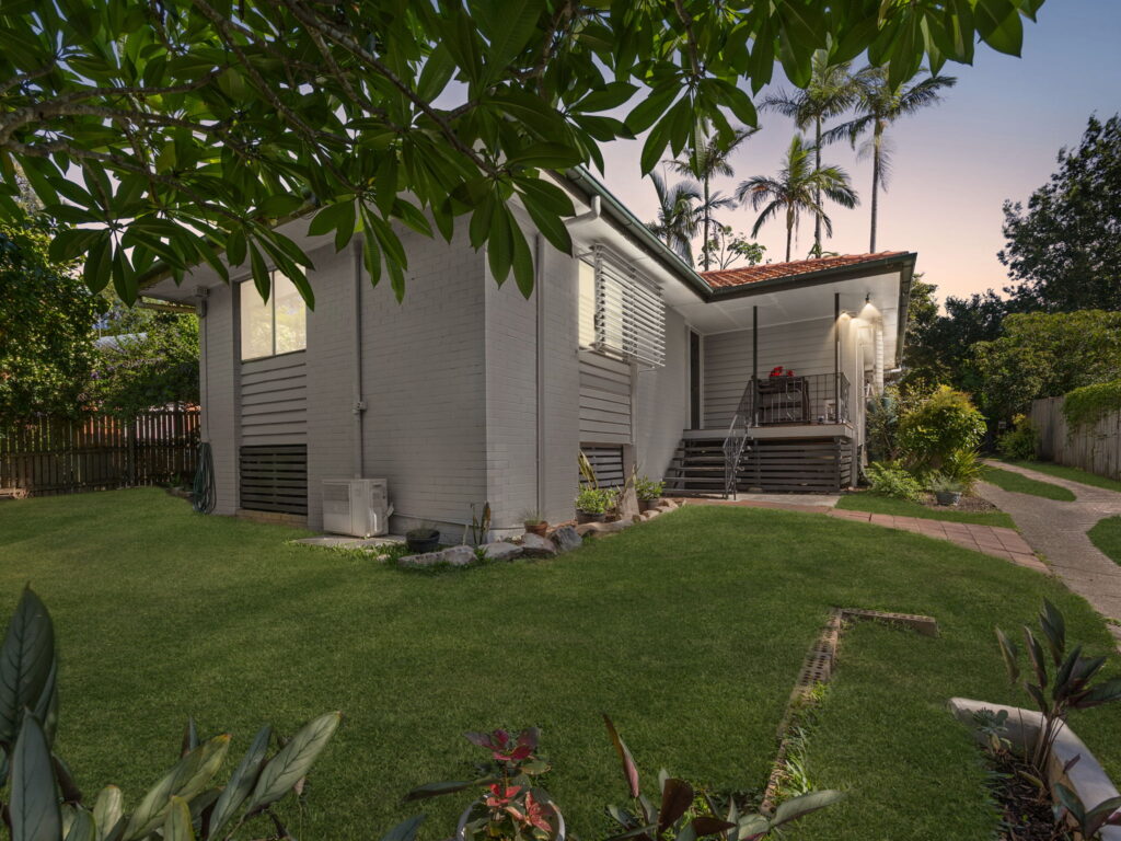 19 Janice Street, Gailes, QLD 4300