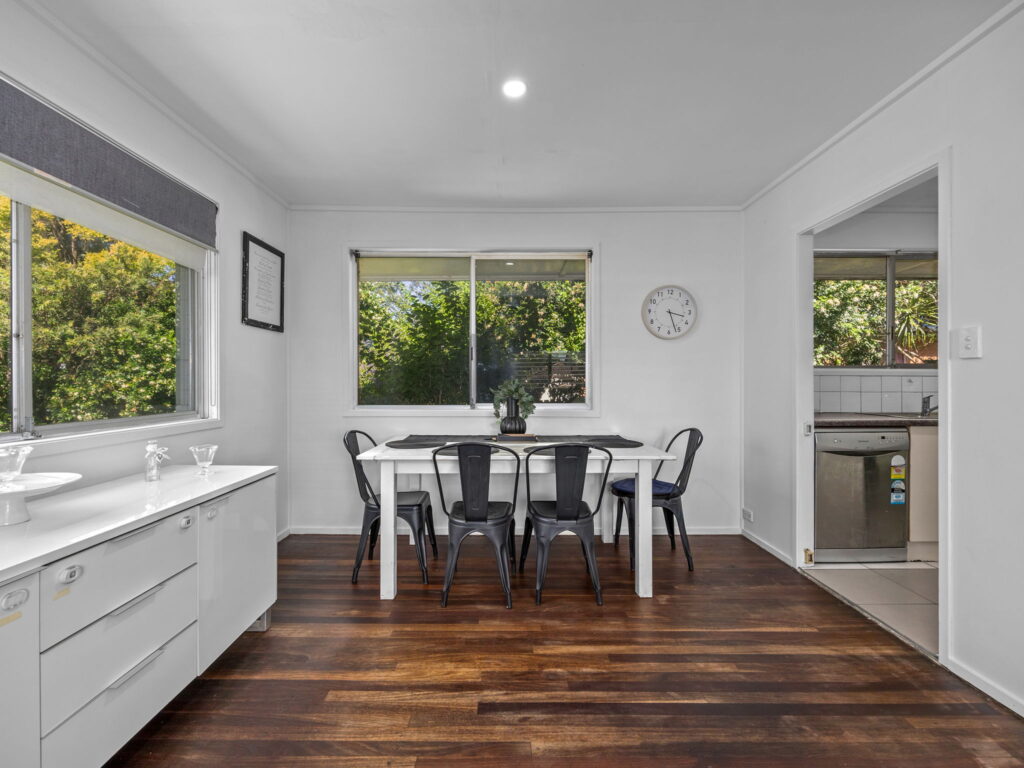 19 Janice Street, Gailes, QLD 4300