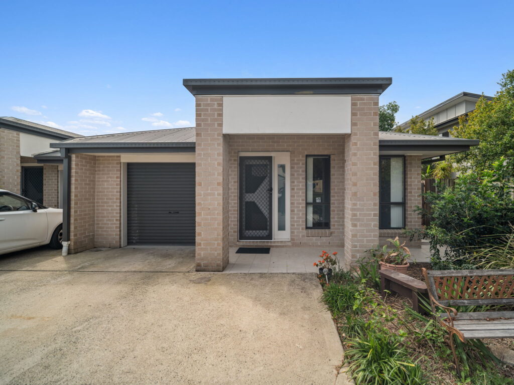 2/24 Christine Street, North Booval, QLD 4304