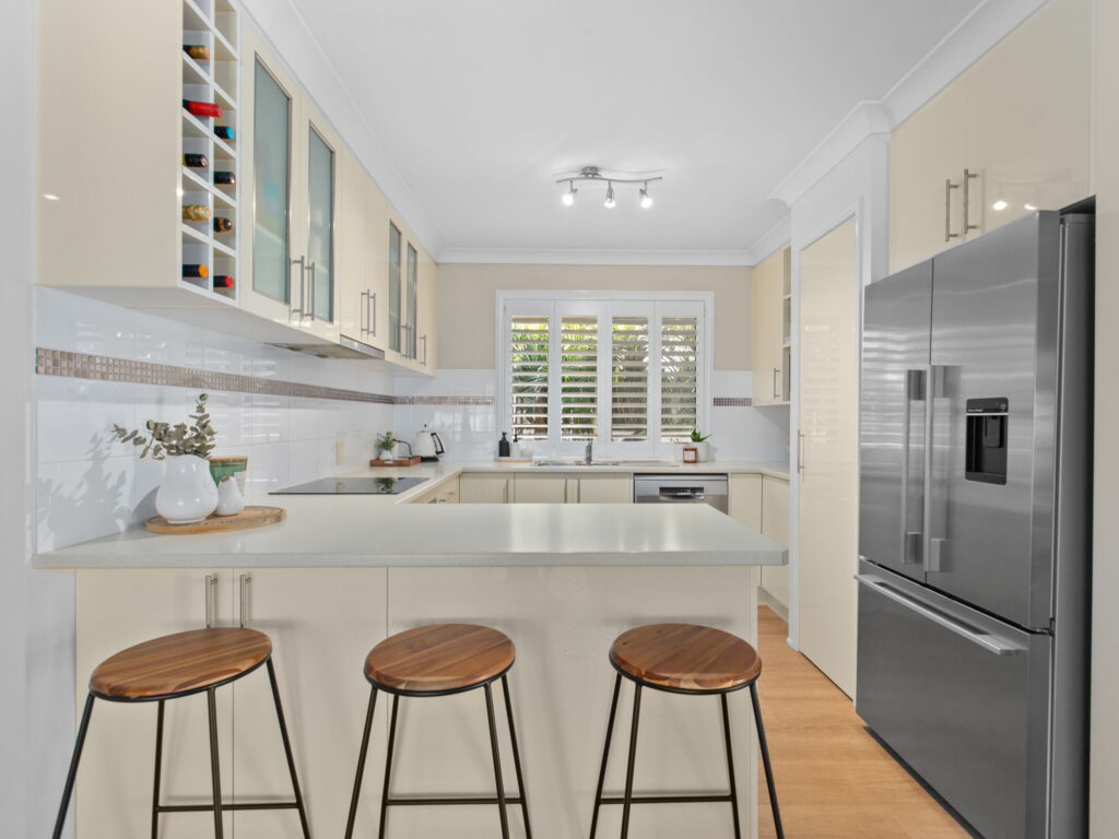 2 Abelia Court, Camira, QLD 4300