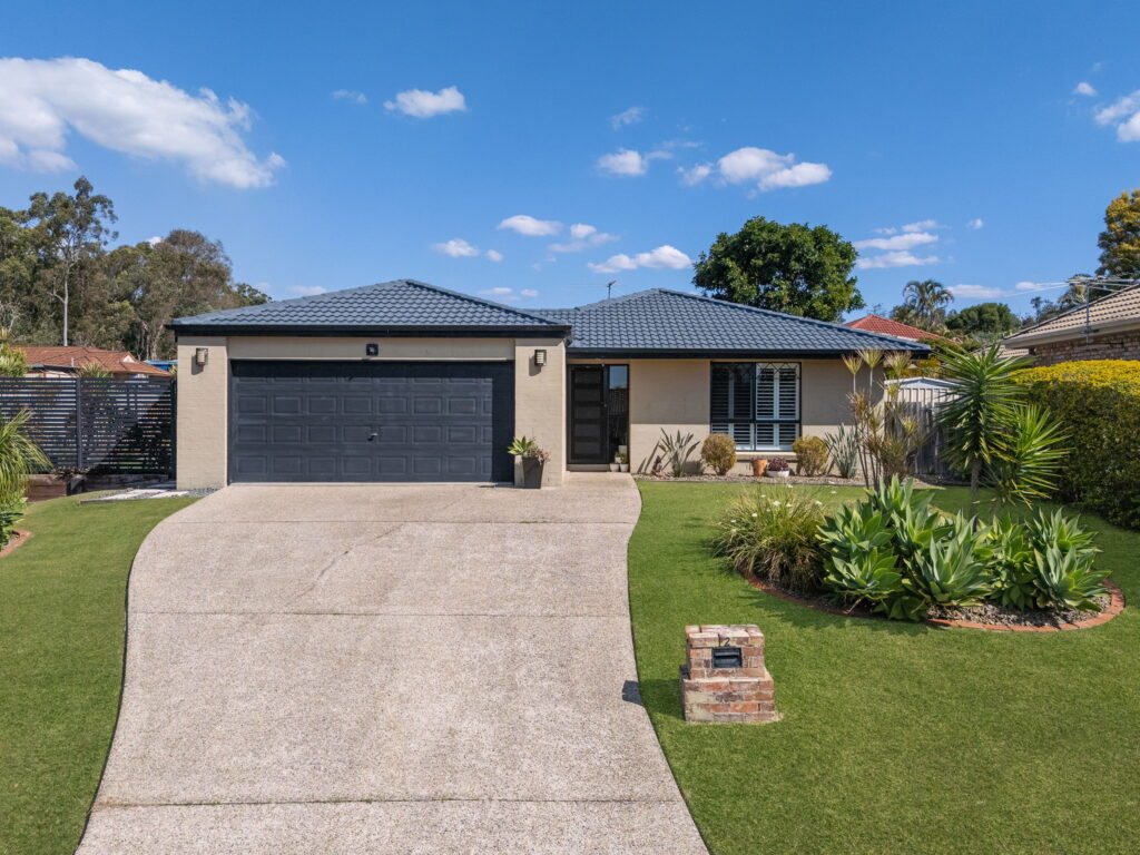 2 Abelia Court, Camira, QLD 4300