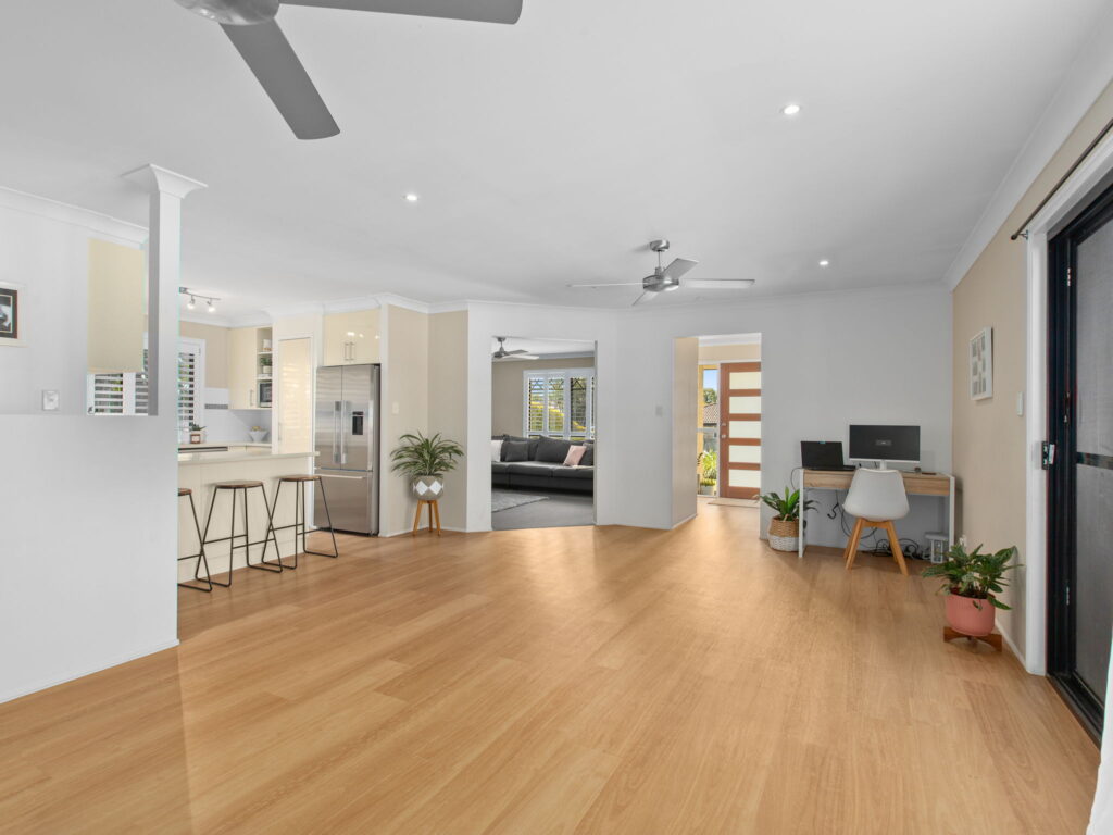 2 Abelia Court, Camira, QLD 4300