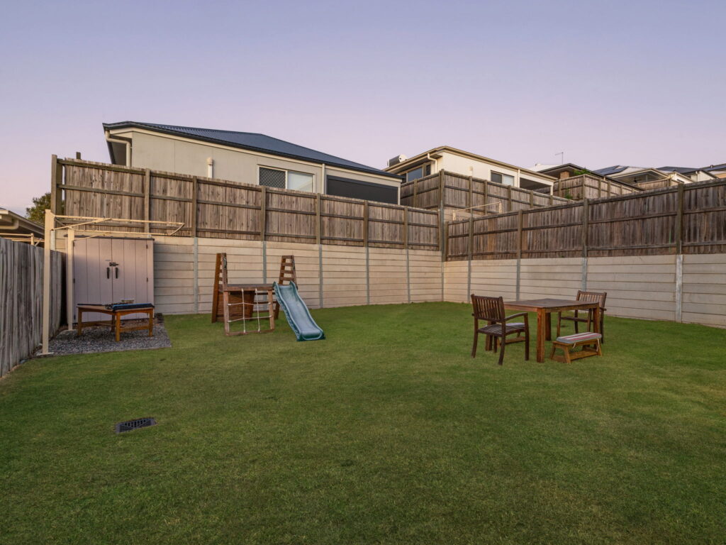 16 Aurora Street, Spring Mountain, QLD 4300