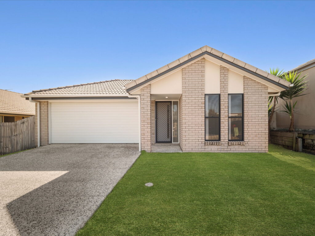 53 Ballow Crescent, Redbank Plains, QLD 4301