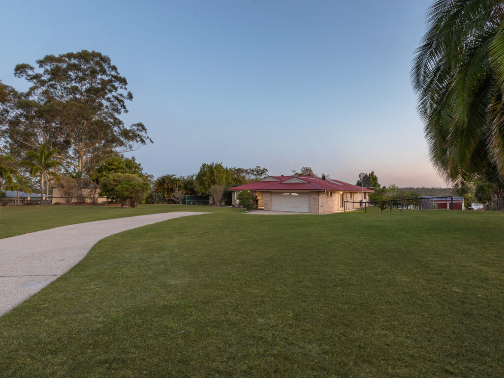 58-60 Wallaby Way, New Beith, QLD 4124