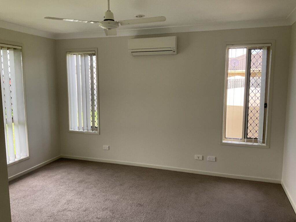 Flinders View QLD 4305